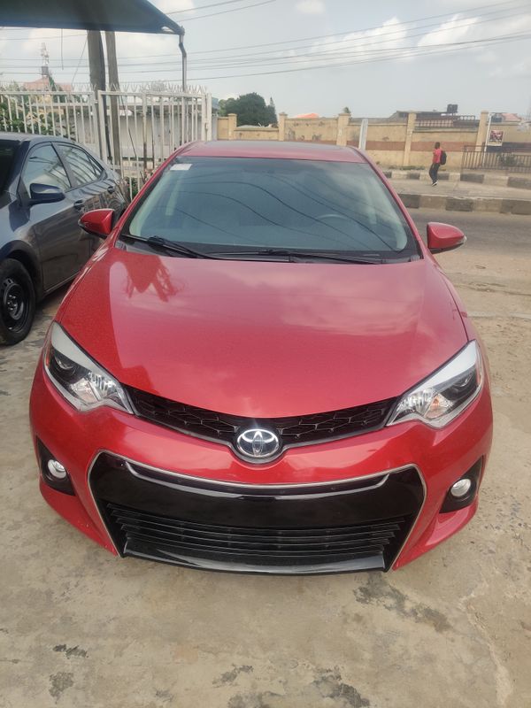 Main image of 2015 Toyota Corolla